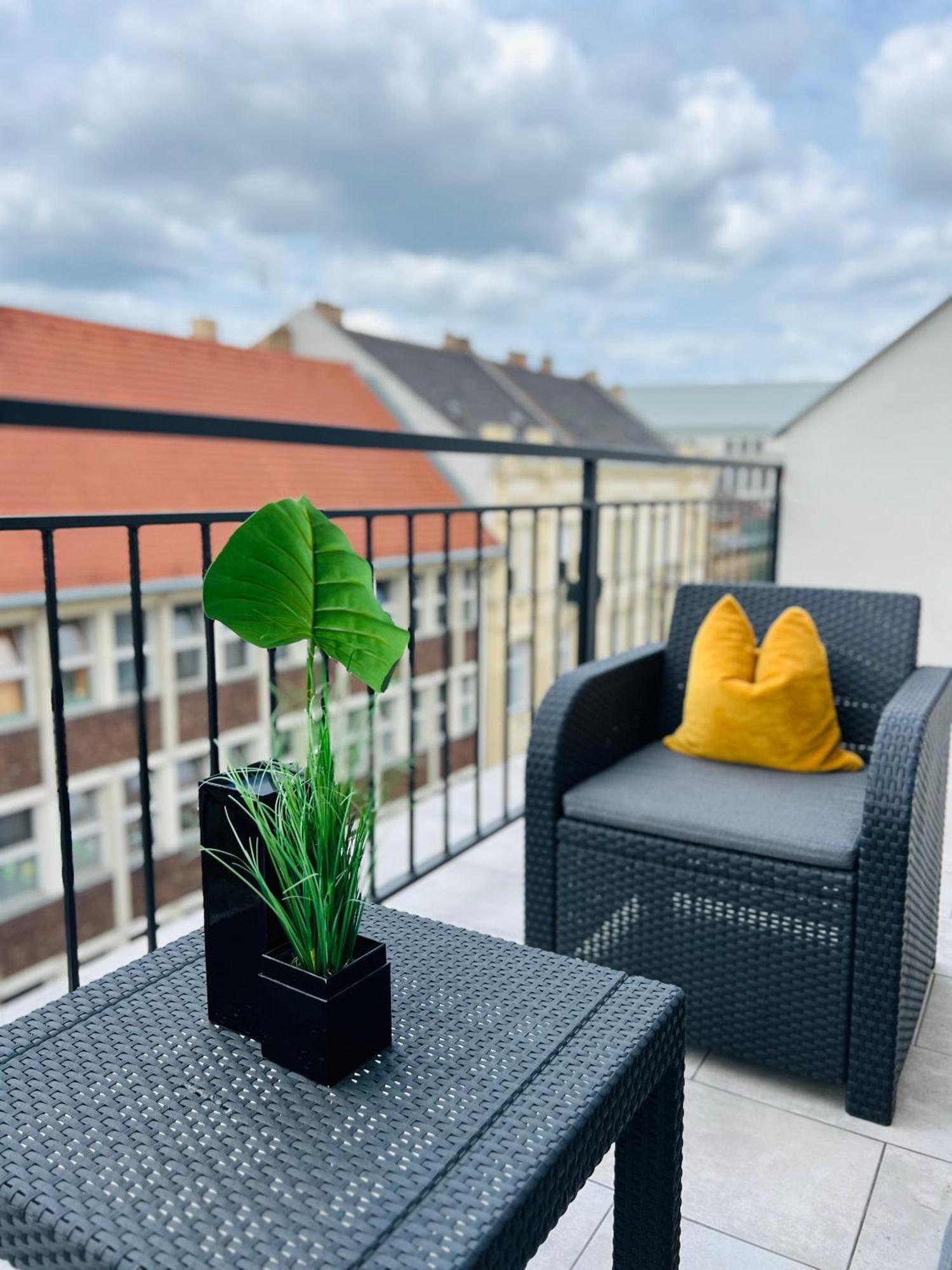 Lena Apartman Budapest City Center Exterior foto